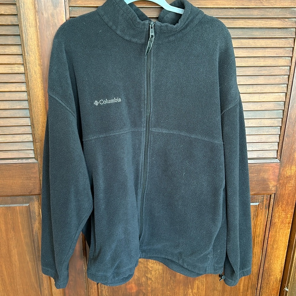 Columbia zip up jacket. Size 3X